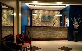 Victoria Palms Hotel